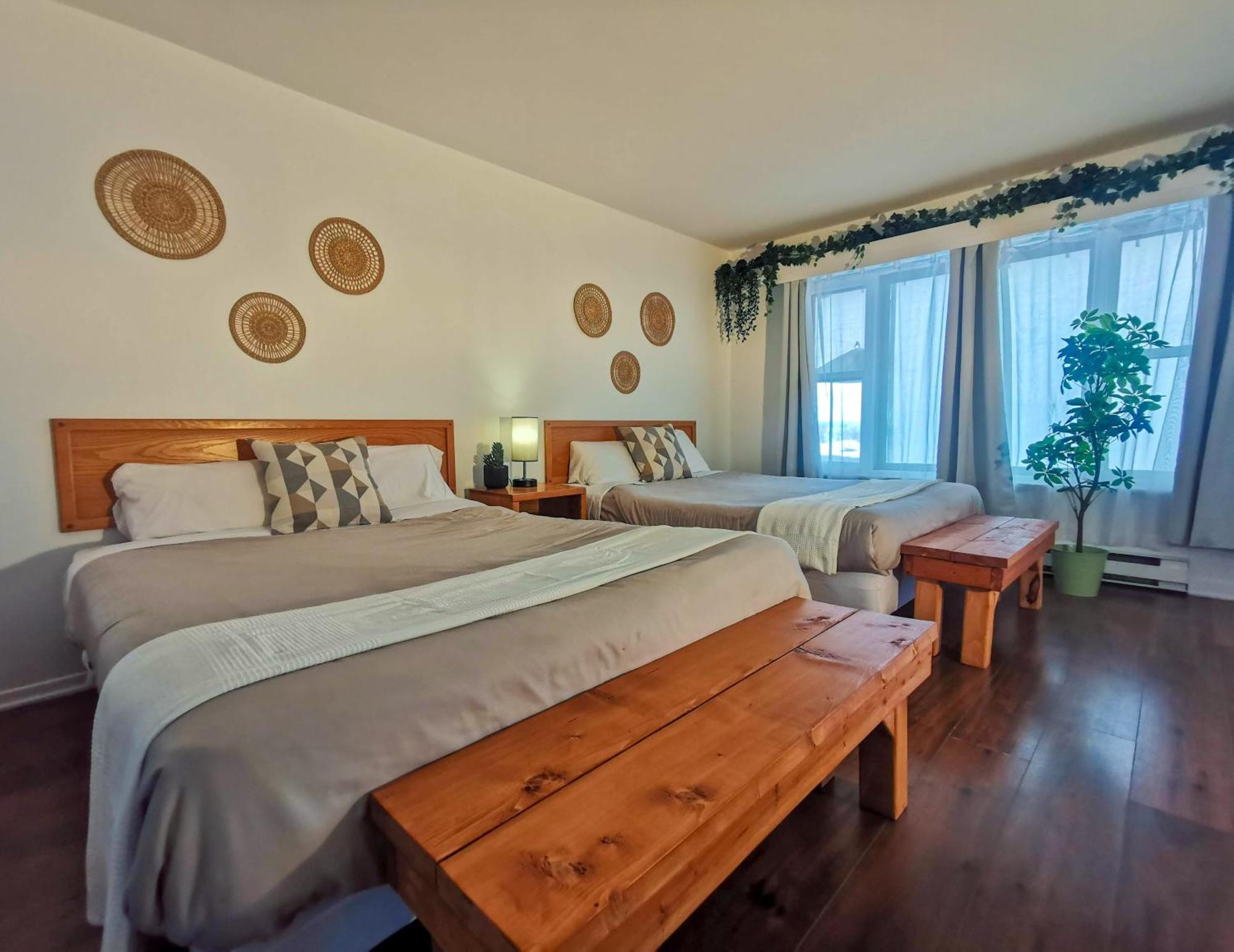 Lofts Fleuve Et Montagnes Μοτέλ Sainte-Anne-de-Beaupré Εξωτερικό φωτογραφία